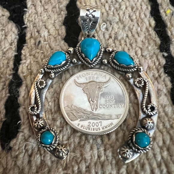 ❤️ Kingman Turquoise NAJA Sterling Navajo Decorative Pendant 13.5Gm / 2.31”L - Picture 5 of 13